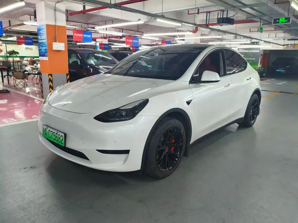 Tesla Model Y Facelift Rear-Wheel Drive Version 2023