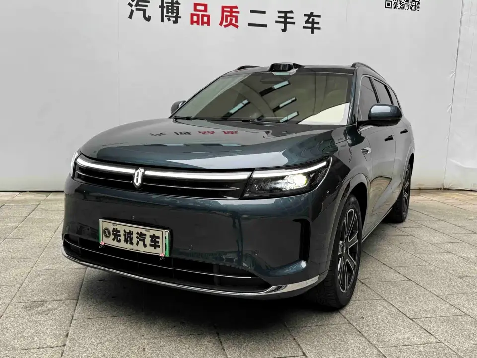 AITO Wenjie AITO M7 1.5T Smart Drive 4WD Ultra 6-seater 2025