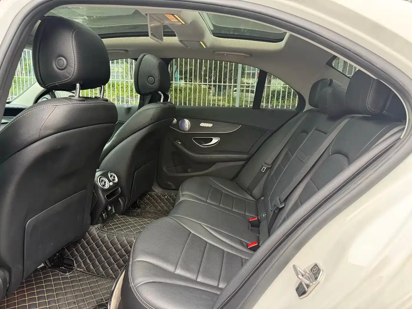 Mercedes-Benz C-Class C 260 L Sport Starry Exclusive Edition 2021 — фото 15