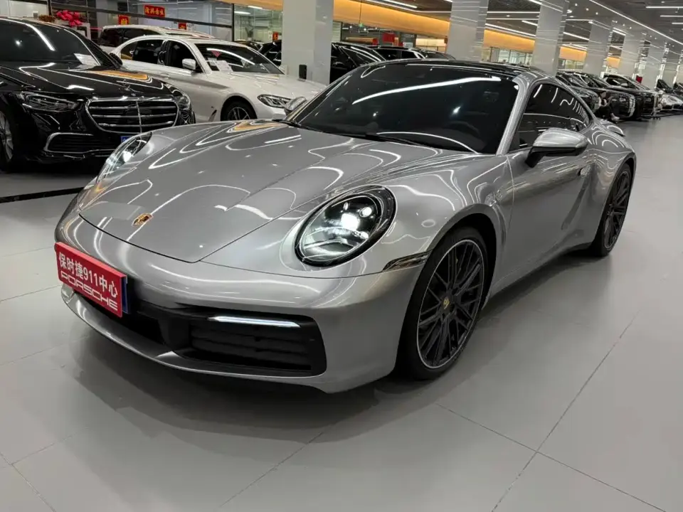 Porsche 911 Carrera 3.0T 2021