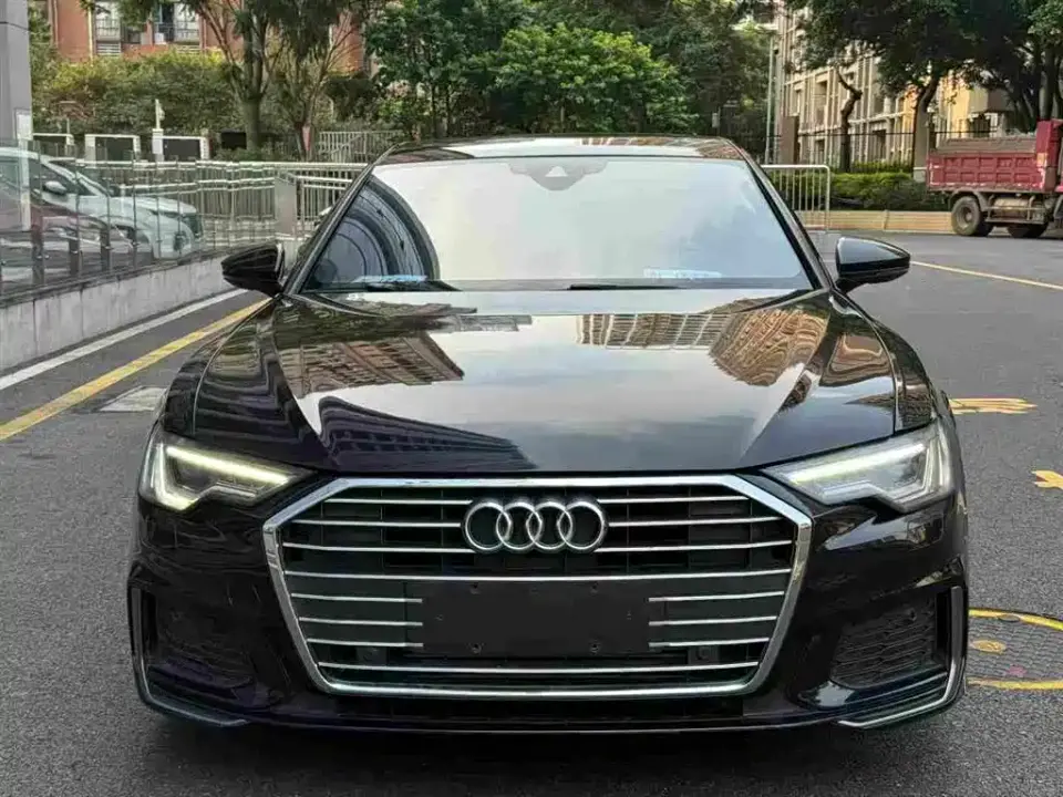 Audi A6L 40 TFSI Luxury Dynamic 2019