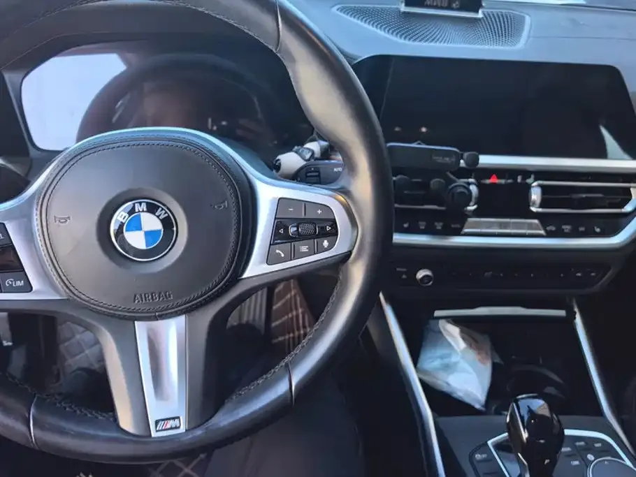 BMW 3 Series Facelift 325i M Sport Package 2020 — фото 12