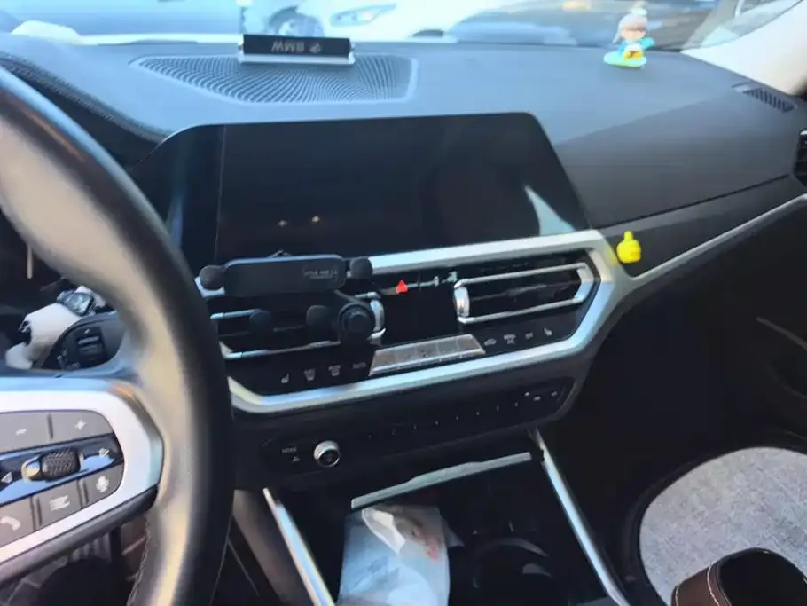 BMW 3 Series Facelift 325i M Sport Package 2020 — фото 13