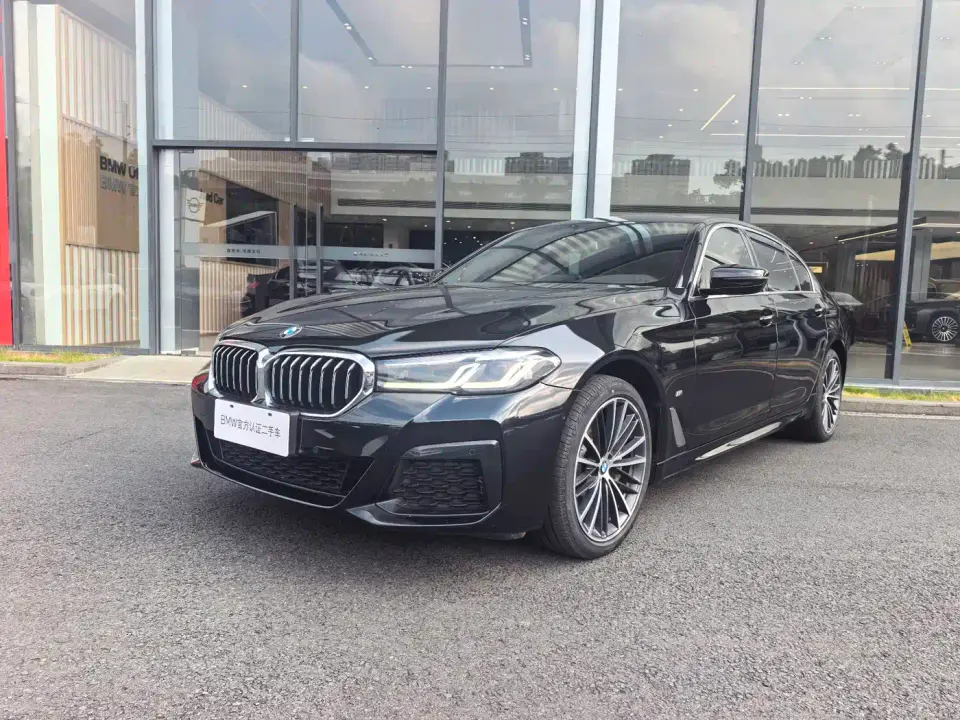 BMW 5 Series 530Li Leading M Sport Package 2022