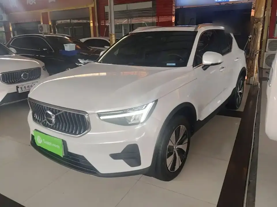 Volvo XC40 B3 Smart Elite Luxury Edition 2024