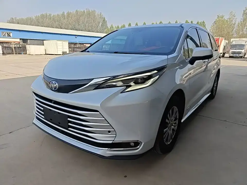 Toyota Sienna 2.5L Hybrid Comfort Edition 2022