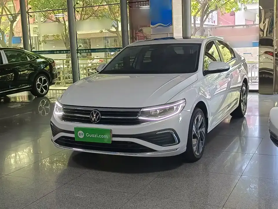 Volkswagen Bora 200TSI DSG Joy Ride PRO Edition 2025