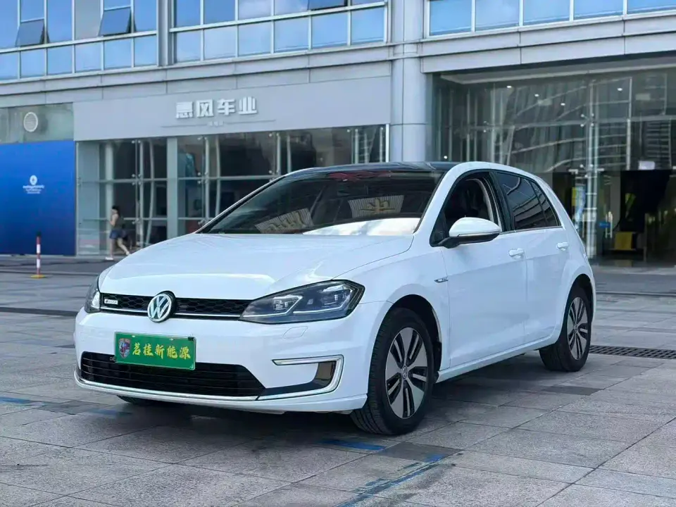 Volkswagen Golf Electric Chi 2021