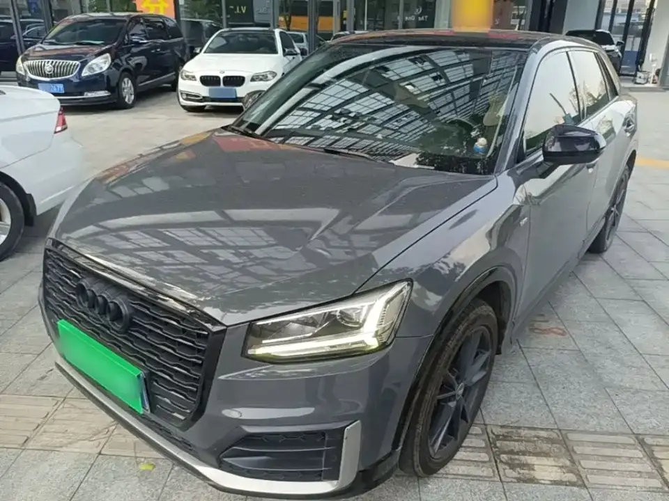 Audi Q2L 35 TFSI Progressive Dynamic Model 2020