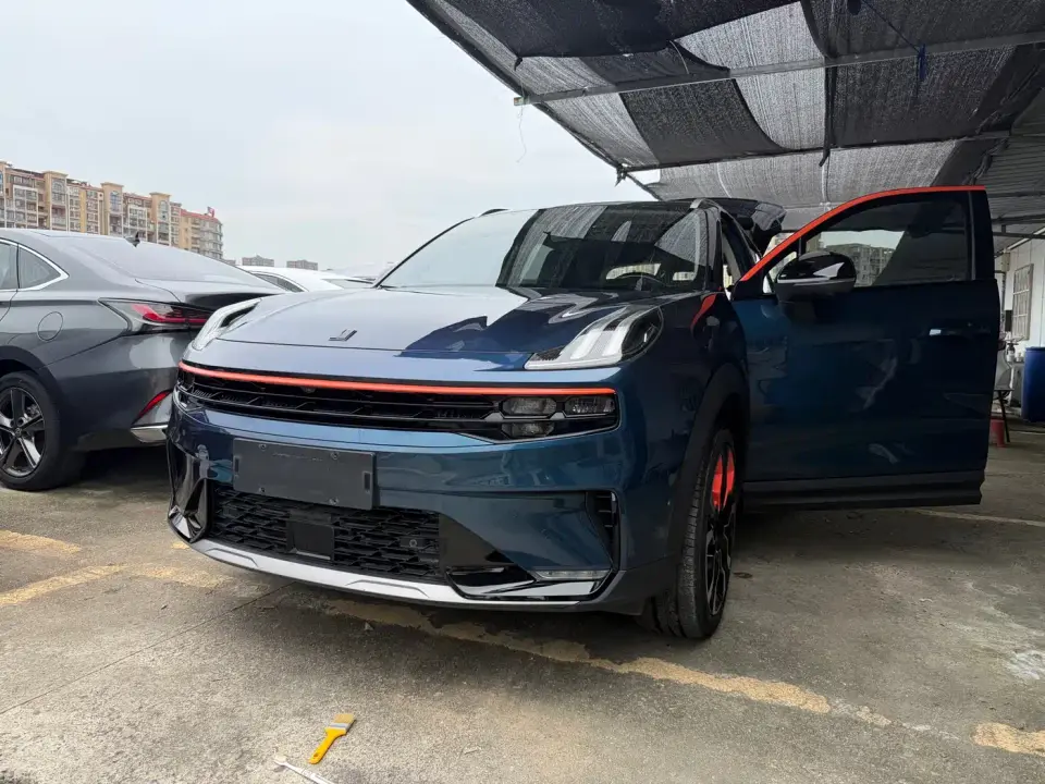Lynk & Co 06 1.5T Halo 2020