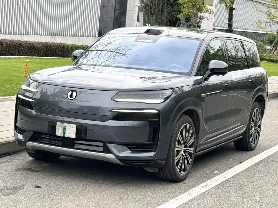Denza N9 Flagship Model 2025