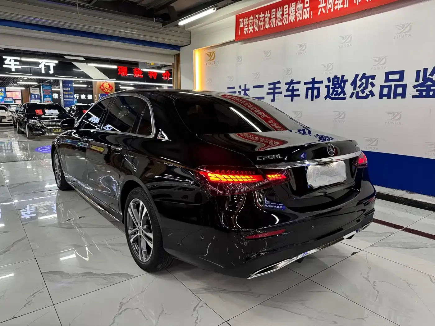Mercedes-Benz E-Class Facelift E 260 L Sport 4MATIC 2021 — фото 10