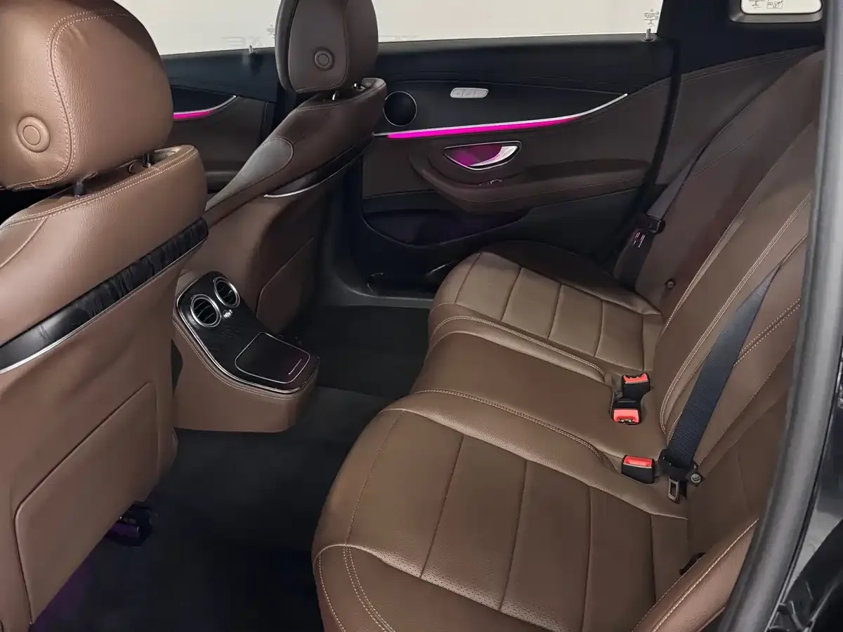 Mercedes-Benz E-Class Facelift E 260 L Sport 4MATIC 2021 — фото 5