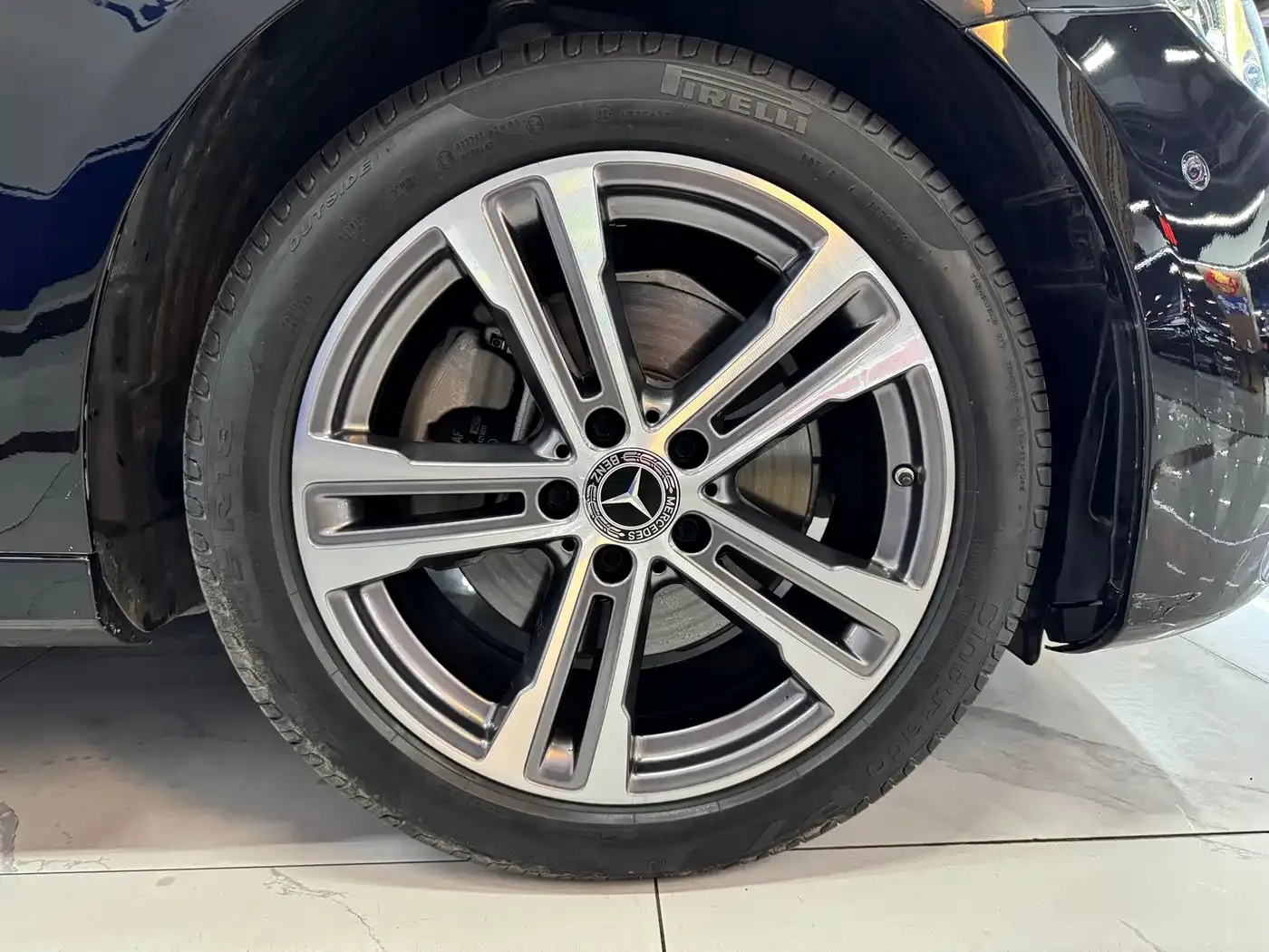 Mercedes-Benz E-Class Facelift E 260 L Sport 4MATIC 2021 — фото 13