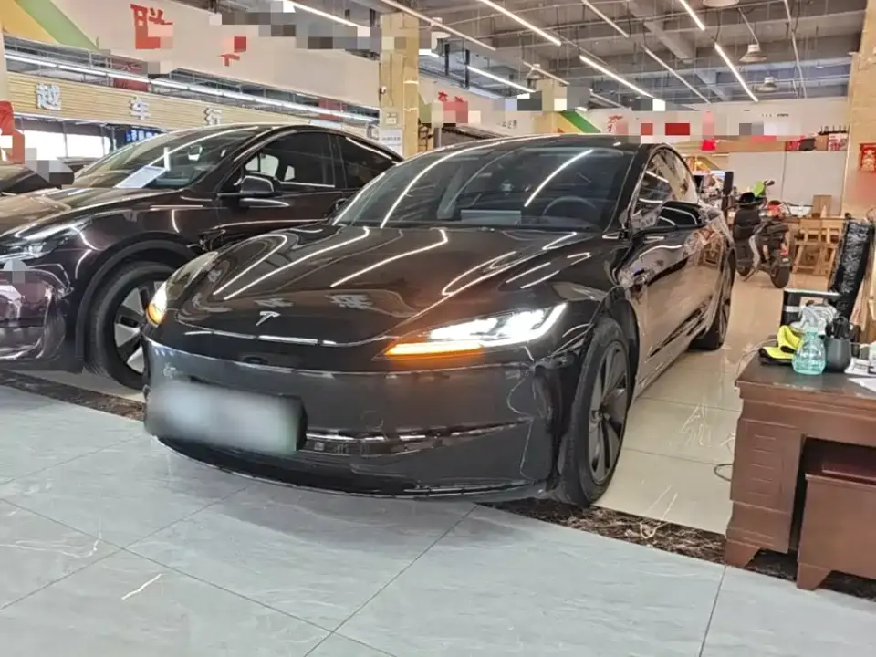 Tesla Model 3 Rear-Wheel Drive 2024