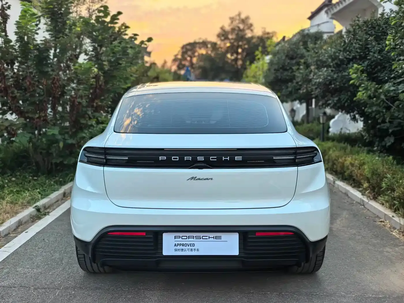 Porsche Macan EV Macan Long Range 2025 — фото 4