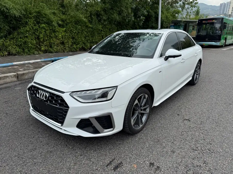 Audi A4L 40 TFSI Fashion Dynamic Edition 2021