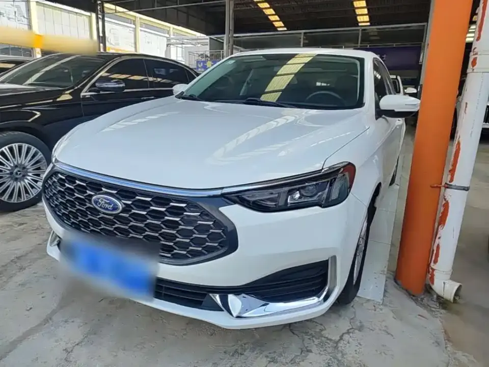 Ford Escort 1.5L Automatic Platinum Edition 2021