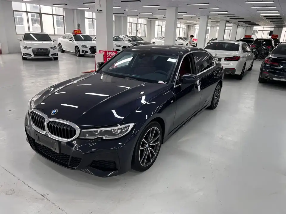 BMW 3 Series 325Li M Sport Package 2022