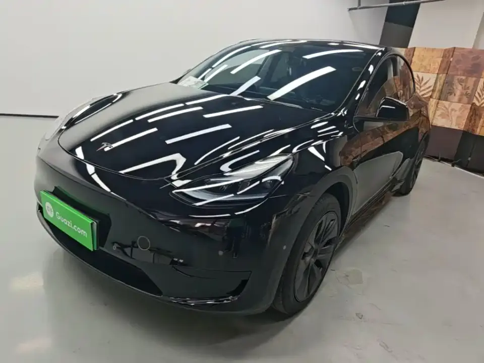 Tesla Model Y Rear-Wheel Drive Edition 2023