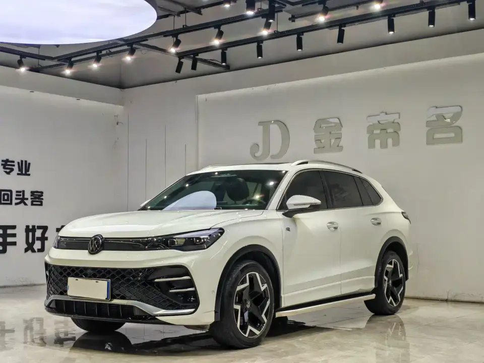 Volkswagen Tiguan L PRO 330TSI 2WD R-Line Smart Edition 2025