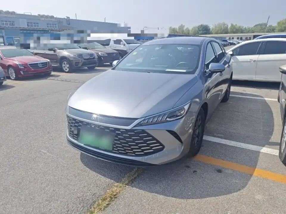 BYD Qin PLUS DM-i Smart Drive 55KM Leader 2025