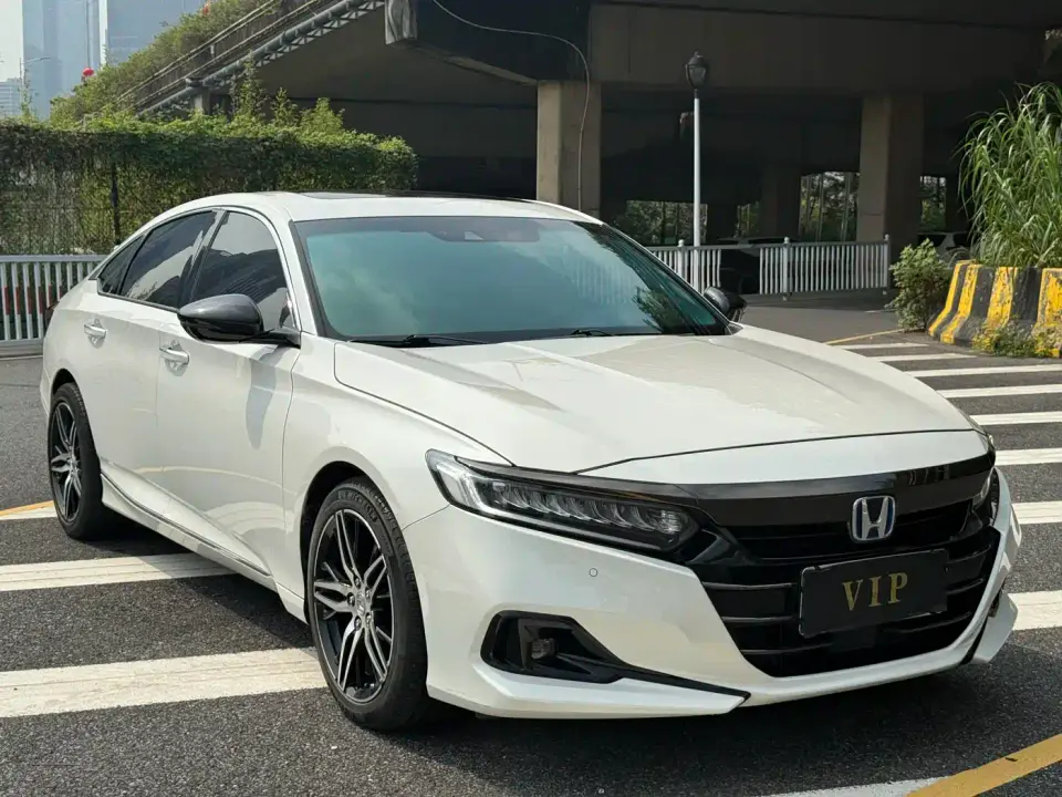 Honda Accord Sharp Hybrid 2.0L Phantom Night Sharp Intelligence 2023