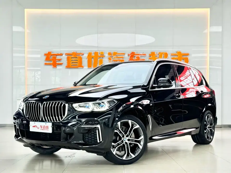 BMW X5 xDrive 30Li Premium M Sport Package 2022