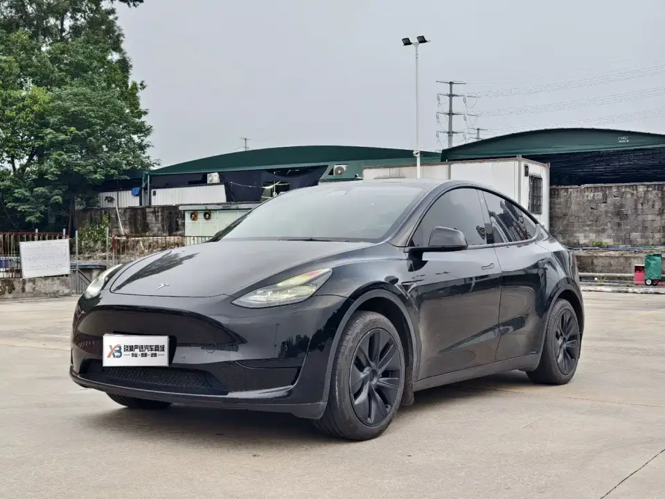 Tesla Model Y Rear-Wheel Drive Edition 2023