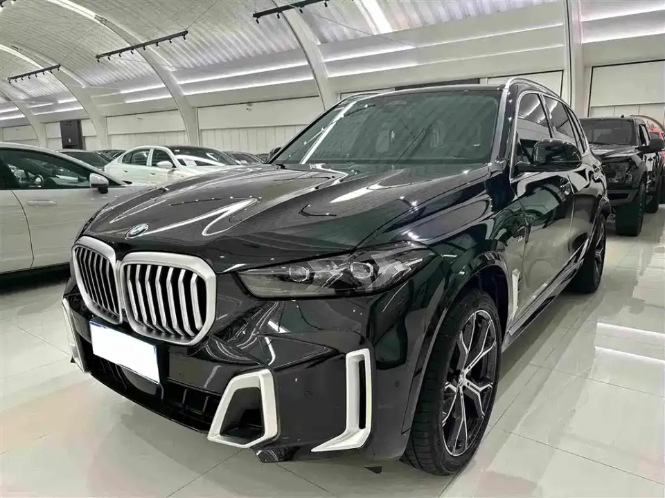 BMW X5 xDrive 30Li Premium M Sport Package 2025