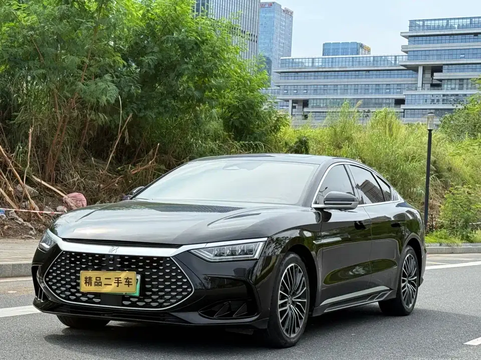 BYD Han Model DM-i Glory Edition 121KM Premium Type 2024