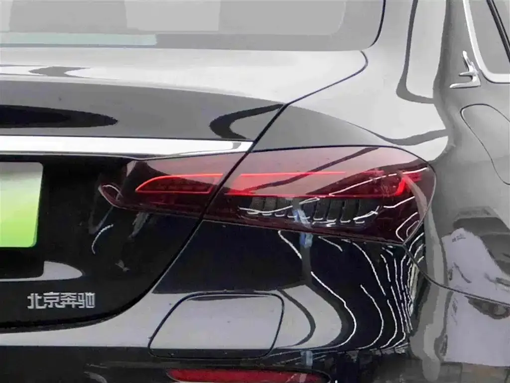 Mercedes-Benz E-Class New Energy E 350 e L Plug-in Hybrid Sports Sedan 2021 — фото 6