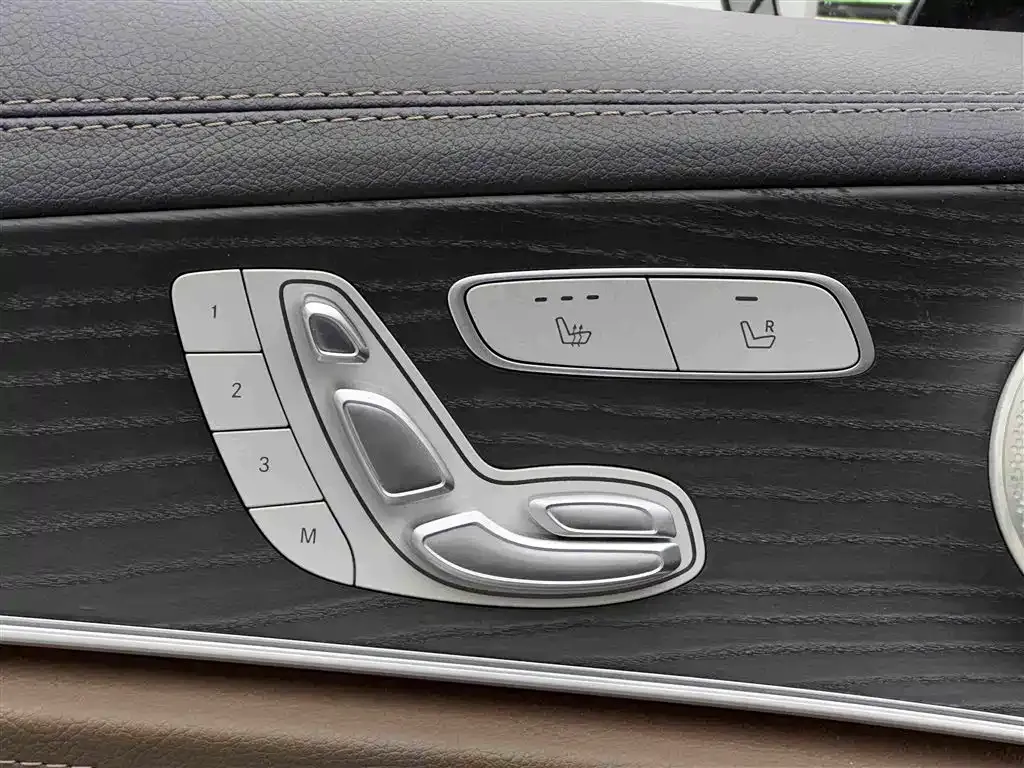 Mercedes-Benz E-Class New Energy E 350 e L Plug-in Hybrid Sports Sedan 2021 — фото 15