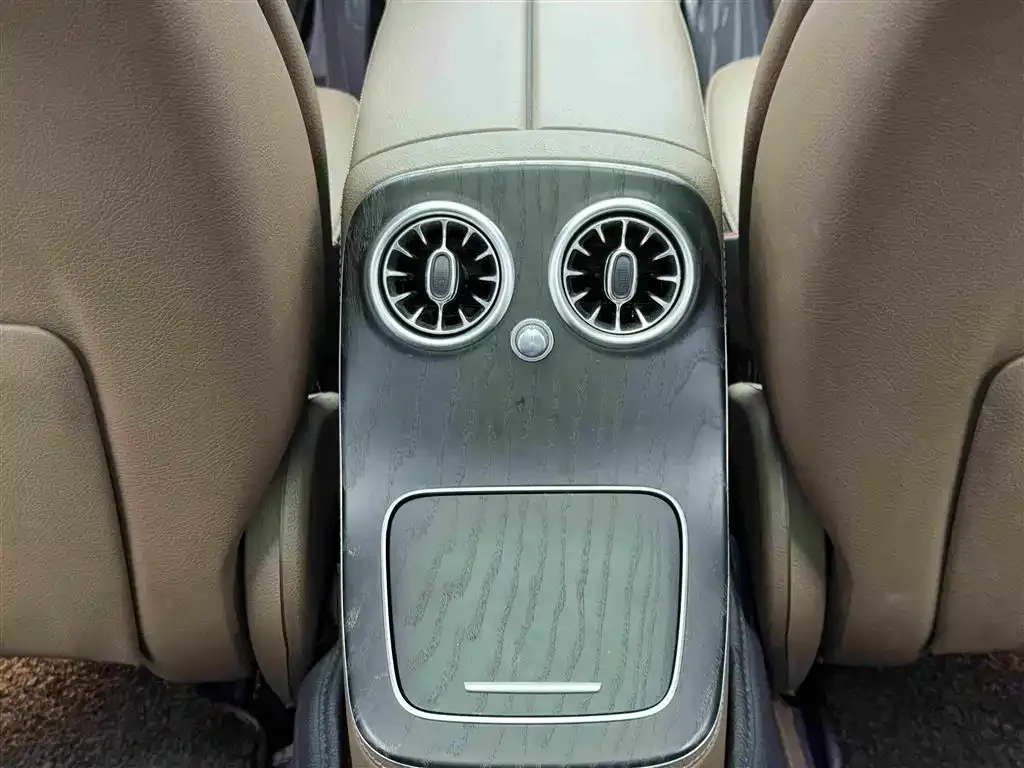 Mercedes-Benz E-Class New Energy E 350 e L Plug-in Hybrid Sports Sedan 2021 — фото 13