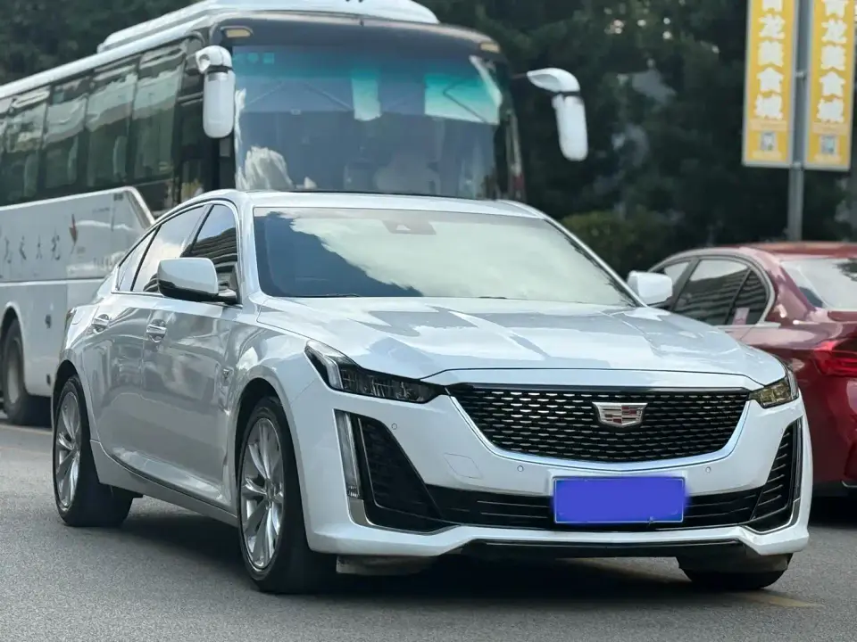 Cadillac CT5 28T Luxury (Standard) 2022