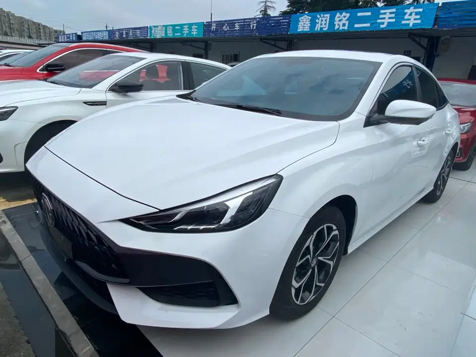 MG MG5 180DVVT CVT Youth Style Edition 2022