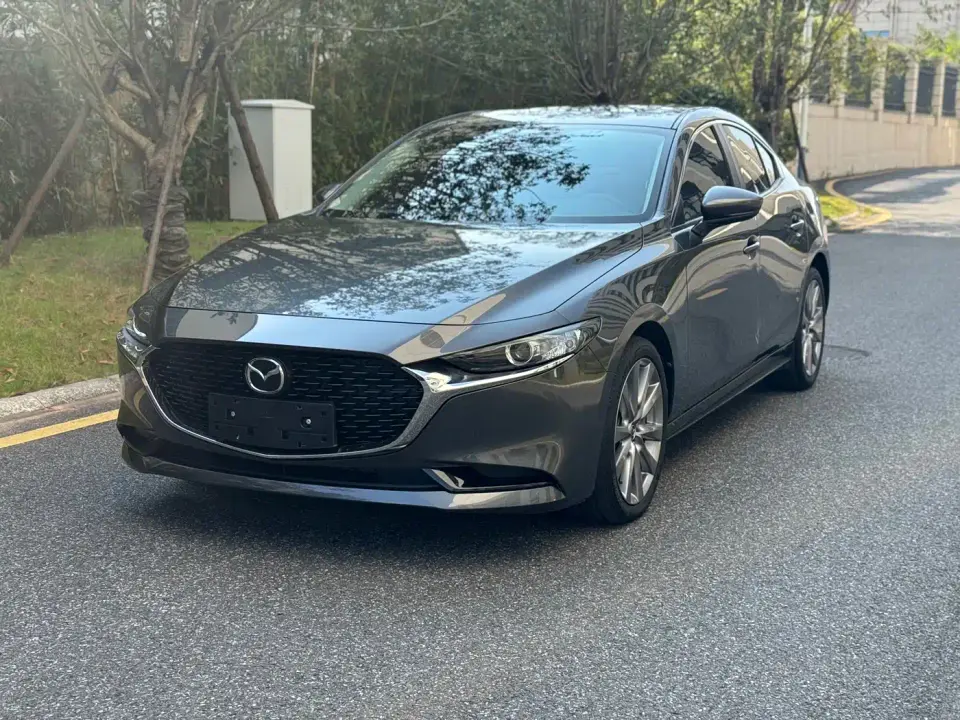 Mazda Mazda3 Axela 2.0L Automatic Elegance Edition 2022