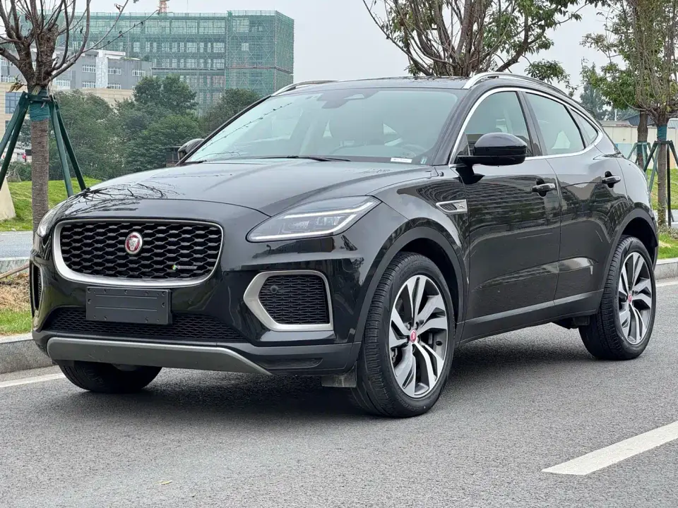 Jaguar E-PACE Youth Sport Edition R-DYNAMIC 2025