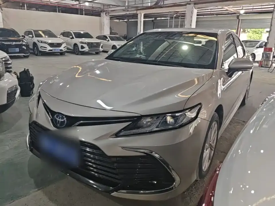 Toyota Camry Hybrid 2.5HGVP Leading Edition 2022