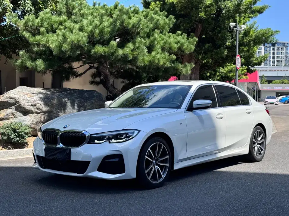 BMW 3 Series 325Li M Sport Package 2021