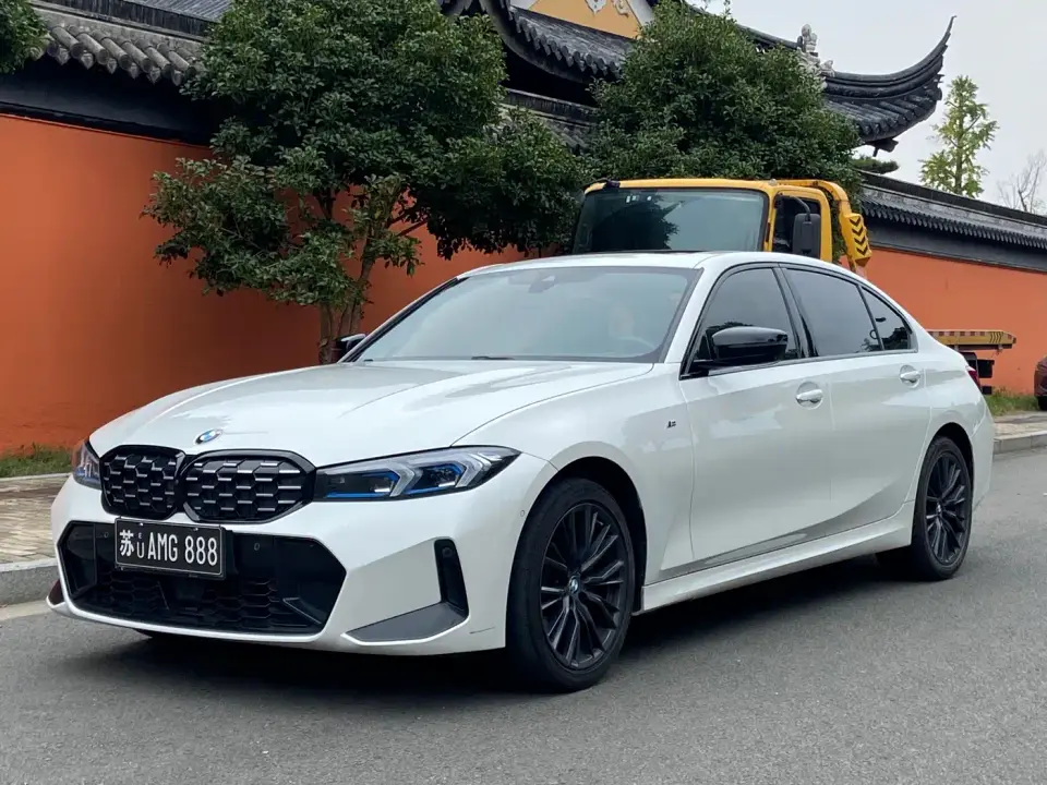 BMW 3 Series 330Li M Sport Dark Night Package 2023