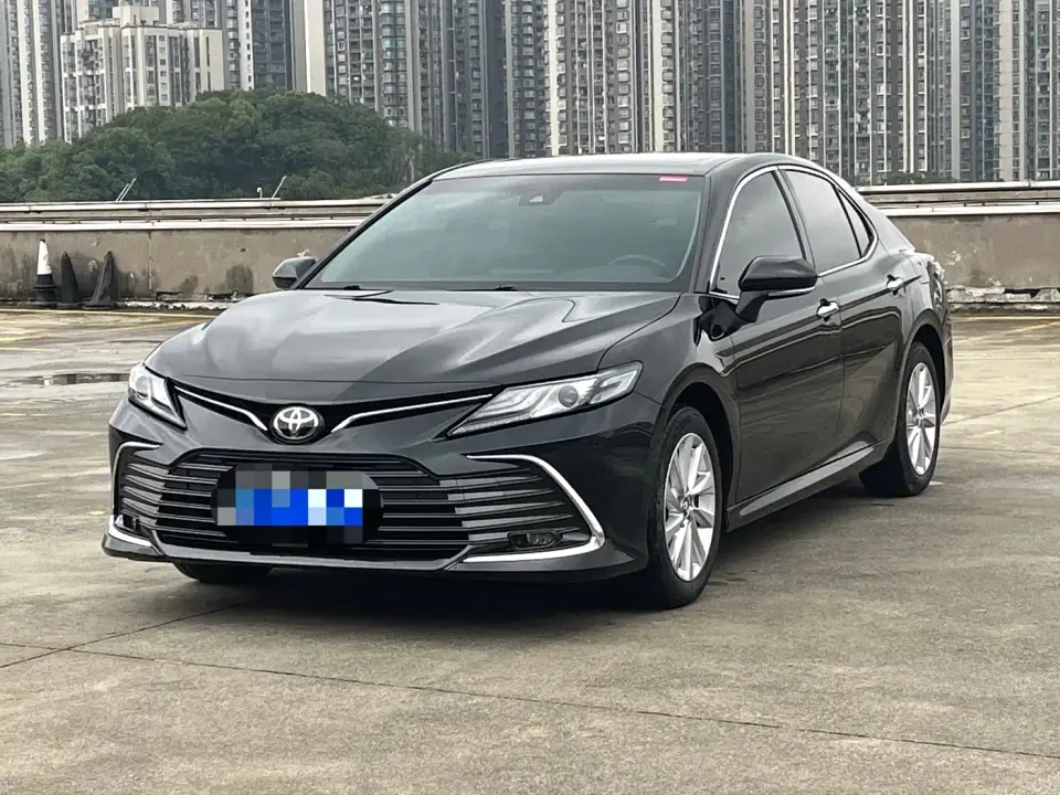 Toyota Camry 2.0G Luxury Edition 2022