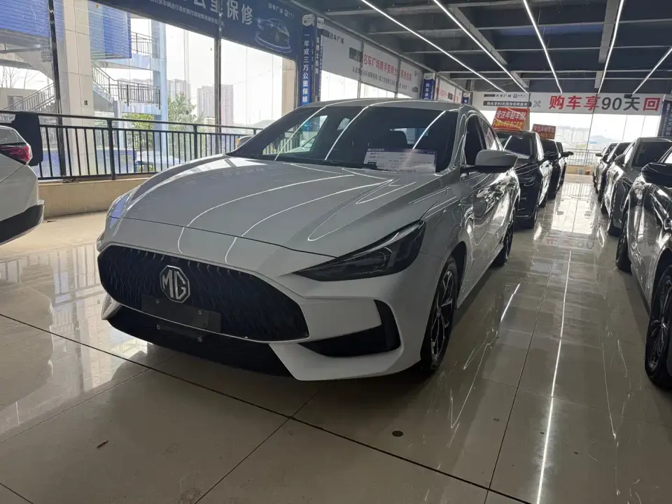 MG MG5 Model 180DVVT CVT Youth Style Edition 2022