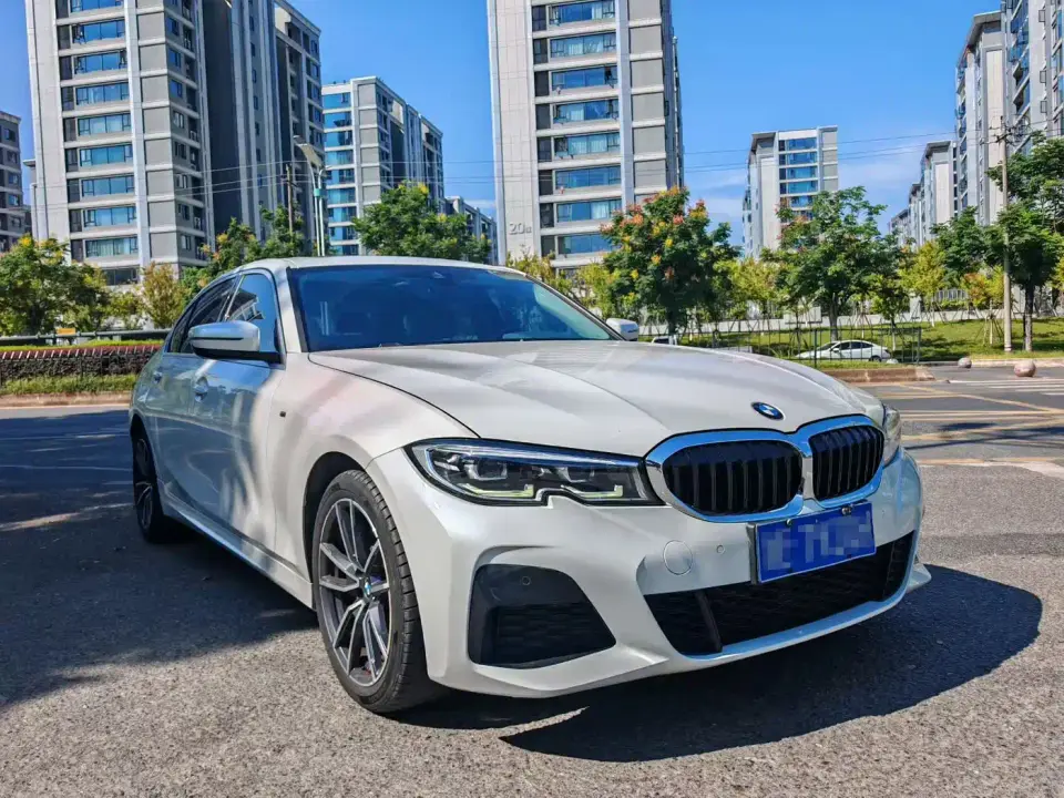 BMW 3 Series 325Li M Sport Package 2022