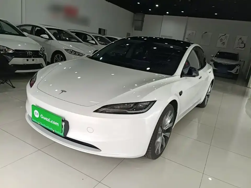 Tesla Model 3 Long Range All-Wheel Drive 2025