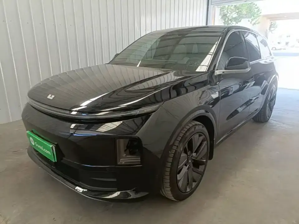 Li Auto L6 Pro 2025