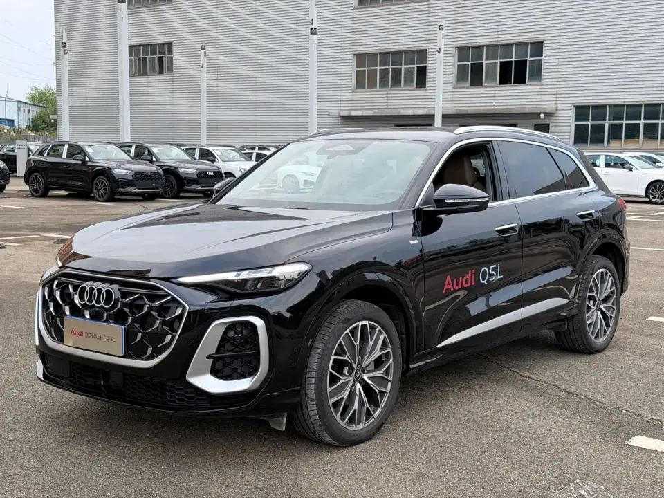 Audi Q5L Luxury Sport 150kW 2025