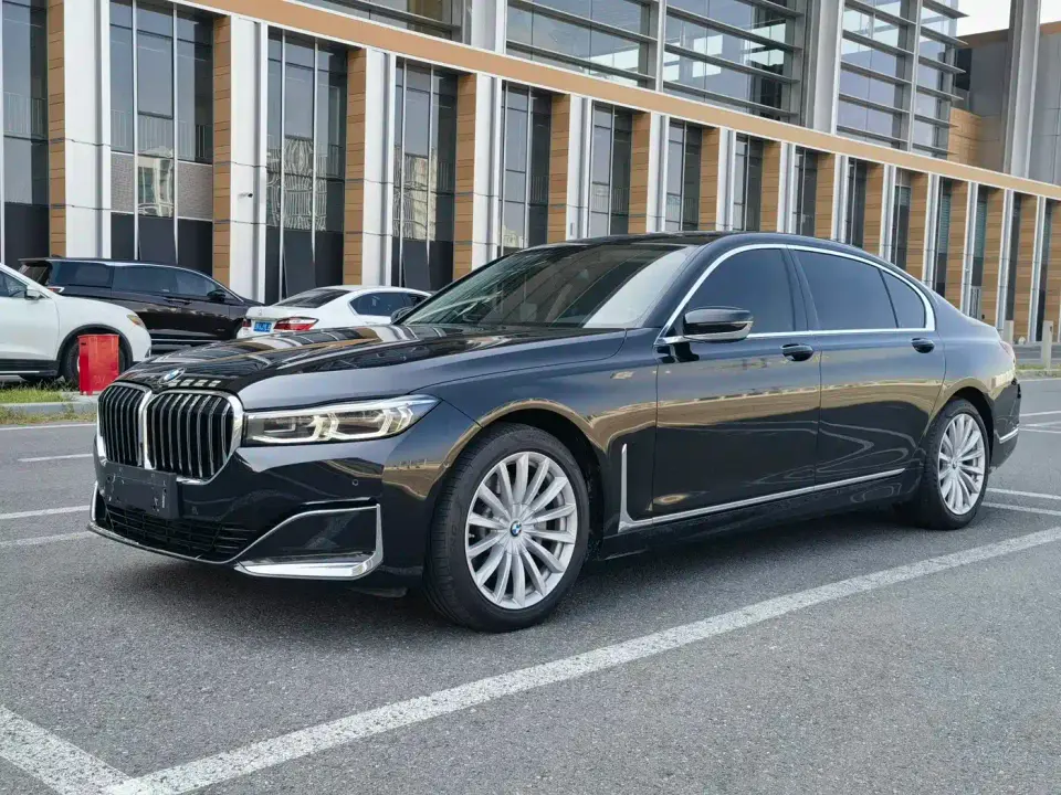 BMW 7 Series Model 730Li Luxury Package 2022