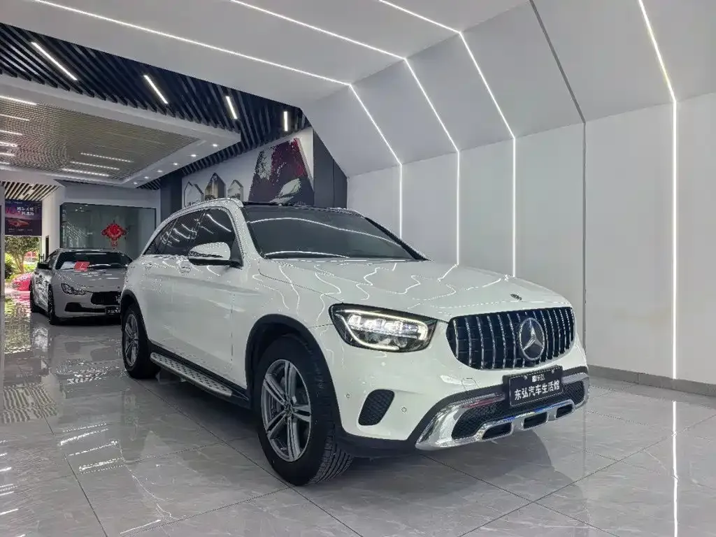 Mercedes-Benz GLC-Class GLC 260 L 4MATIC Sporty 2021 — фото 3