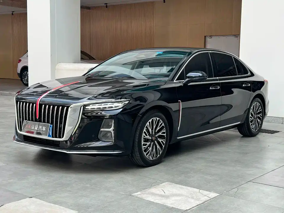 Hongqi H5 2.0T Automatic Smart Connect Flag Smooth Edition 2024